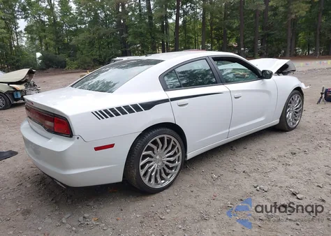 2014 Dodge Charger Se from USA, damaged, VIN 2C3CDXBG8EH326043
